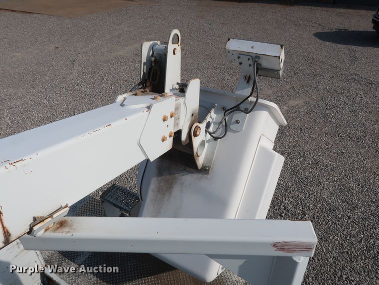 image for item GD9953 2000 Ford F450 Super Duty XL bucket truck