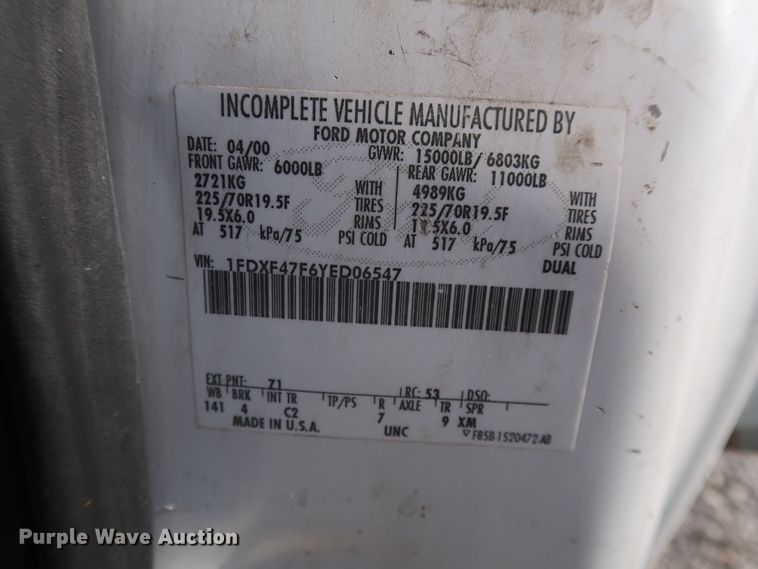 image for item GD9953 2000 Ford F450 Super Duty XL bucket truck