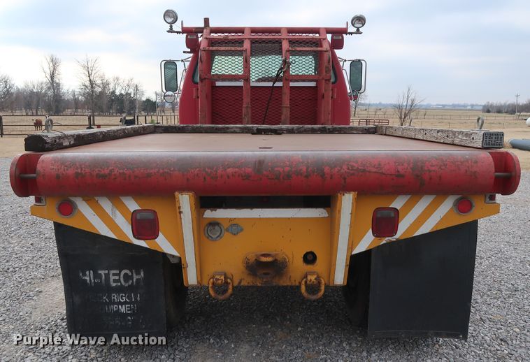 image for item GD9956 2000 Ford F750 Super Duty XL flatbed truck