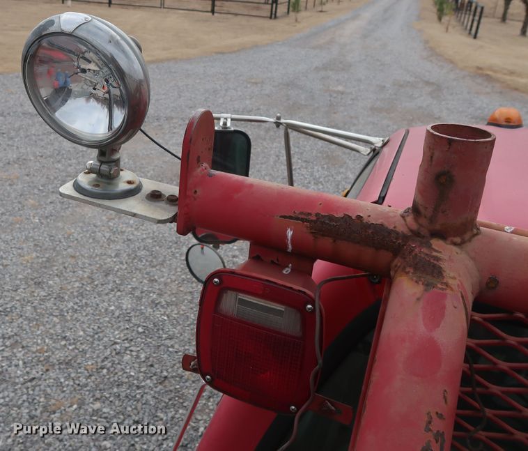 image for item GD9956 2000 Ford F750 Super Duty XL flatbed truck