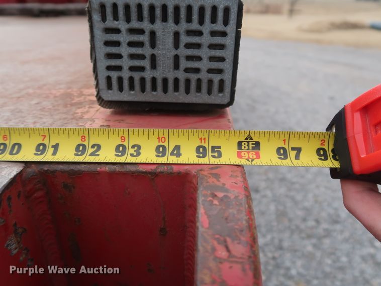 image for item GD9956 2000 Ford F750 Super Duty XL flatbed truck