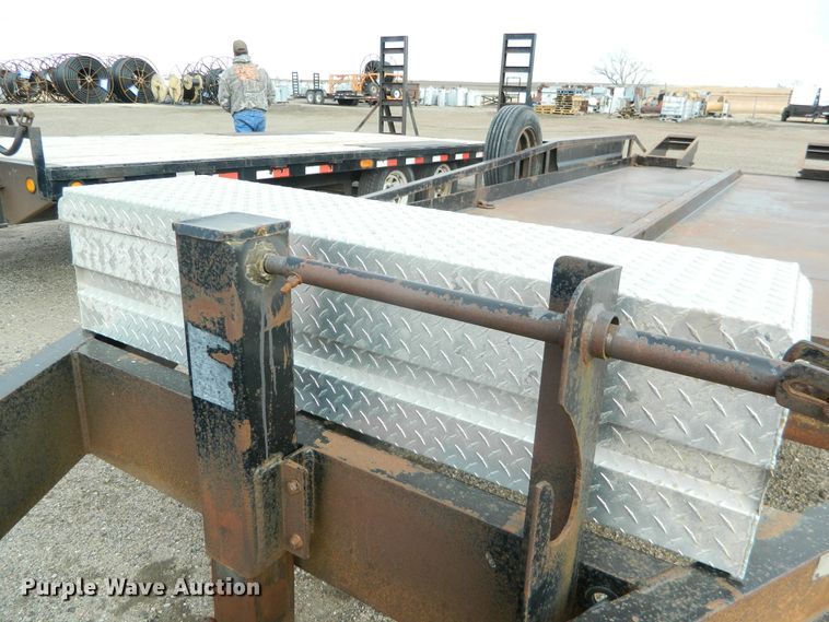 image for item GE9860 2007 Belshe TL04 equipment trailer