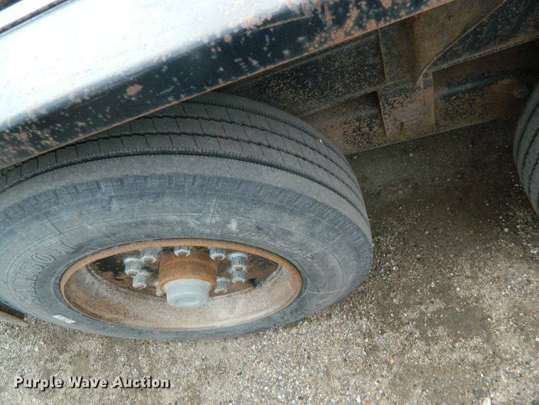 image for item GE9860 2007 Belshe TL04 equipment trailer