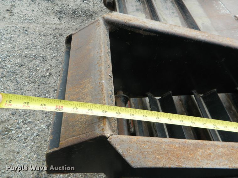 image for item GE9860 2007 Belshe TL04 equipment trailer