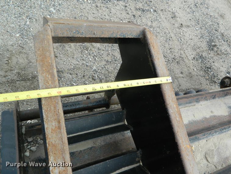 image for item GE9860 2007 Belshe TL04 equipment trailer