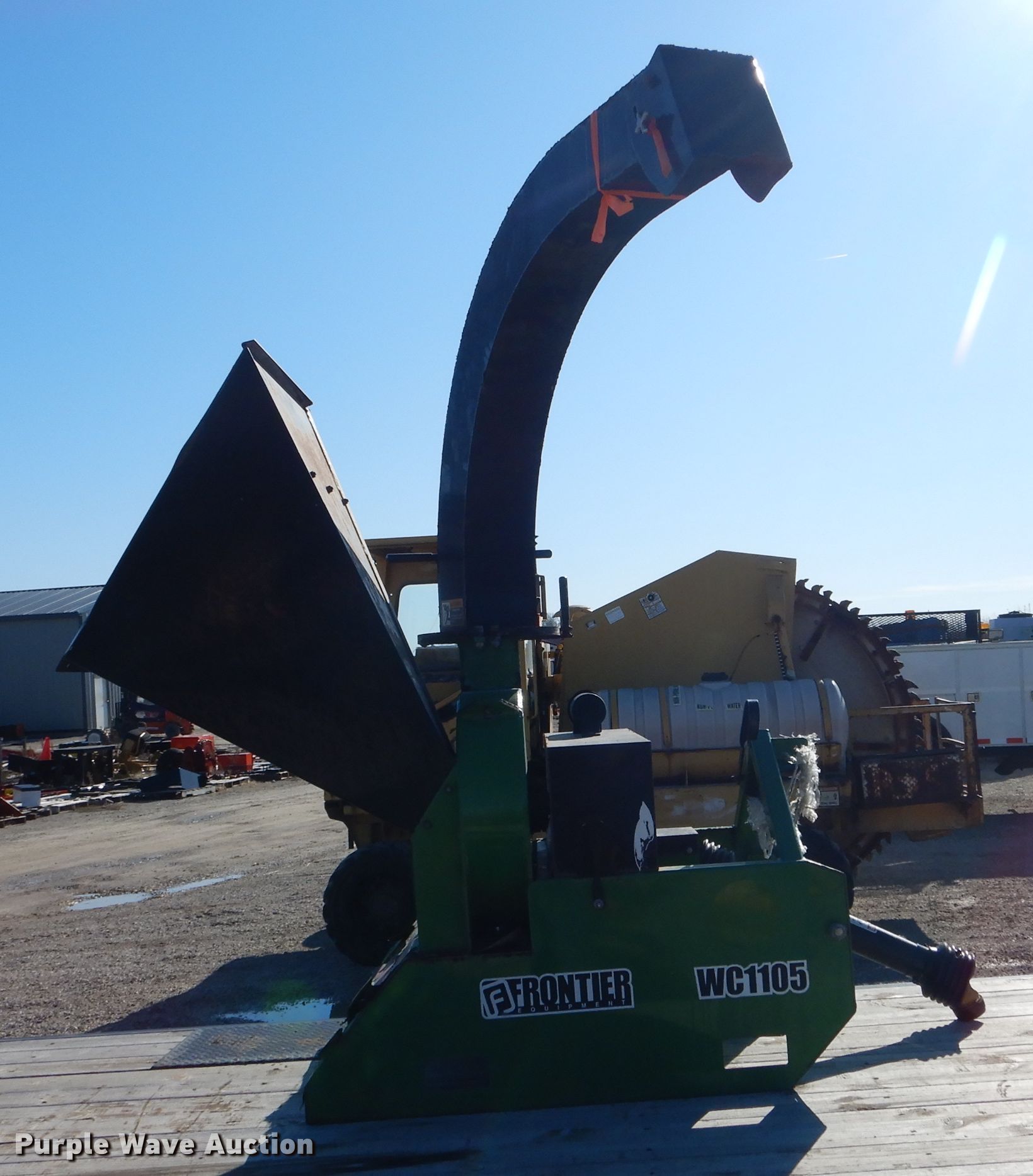 Frontier WC1105 chipper in Clinton, IL Item DH6944 sold Purple Wave
