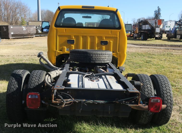 image for item DB10078 2008 Ford F450 Super Duty truck cab and chassis