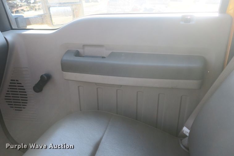 image for item DB10078 2008 Ford F450 Super Duty truck cab and chassis