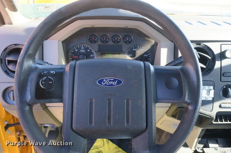 image for item DB10078 2008 Ford F450 Super Duty truck cab and chassis