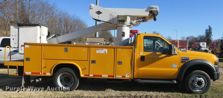 image for item DB10079 2008 Ford F550 bucket truck