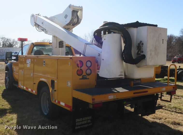 image for item DB10079 2008 Ford F550 bucket truck