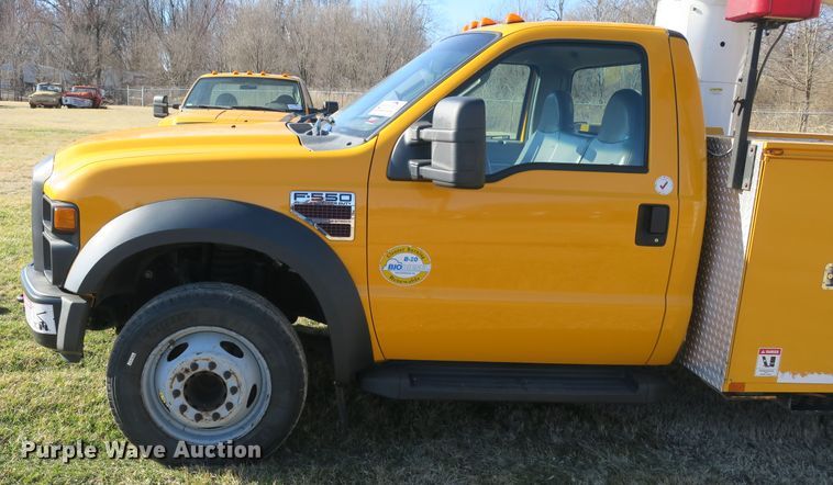 image for item DB10079 2008 Ford F550 bucket truck