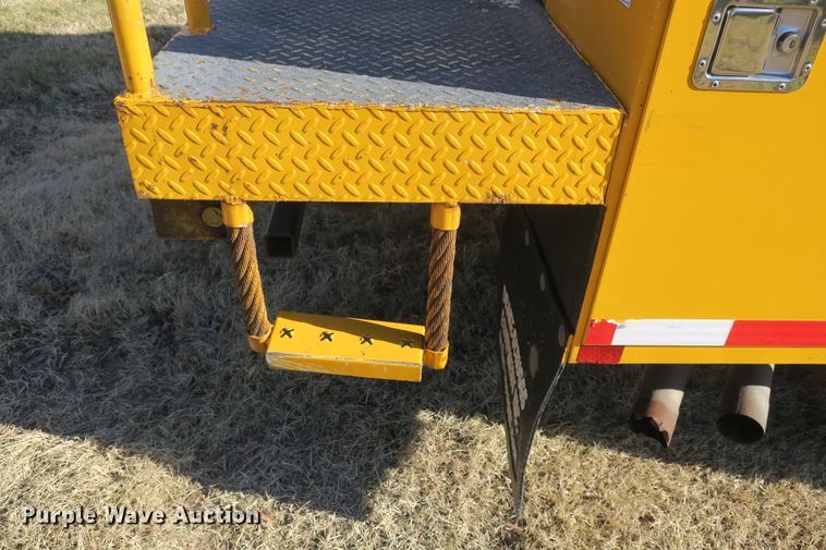 image for item DB10079 2008 Ford F550 bucket truck