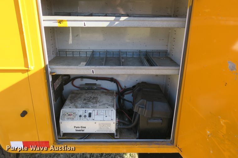 image for item DB10079 2008 Ford F550 bucket truck