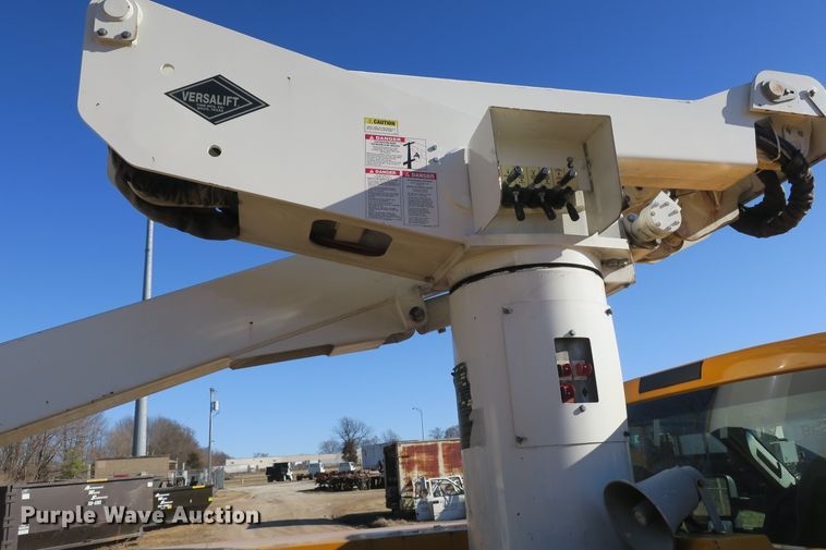 image for item DB10079 2008 Ford F550 bucket truck