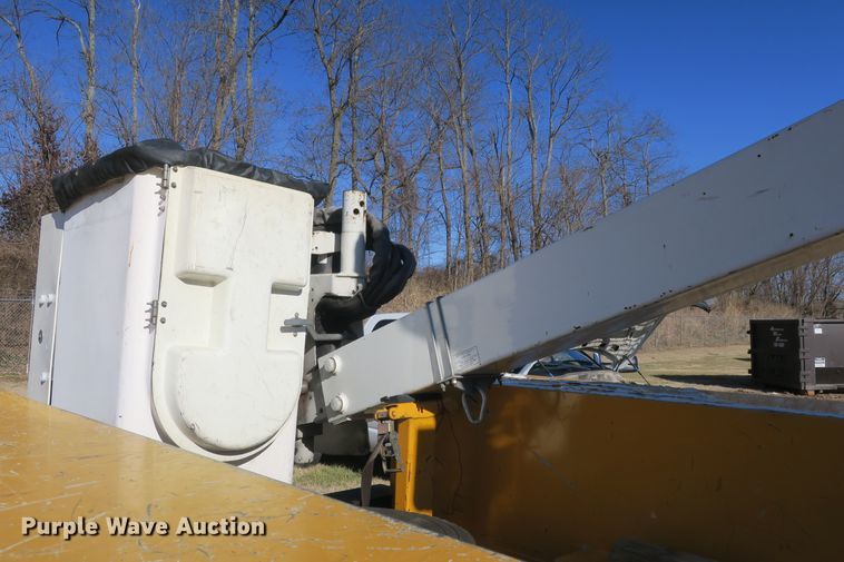 image for item DB10079 2008 Ford F550 bucket truck