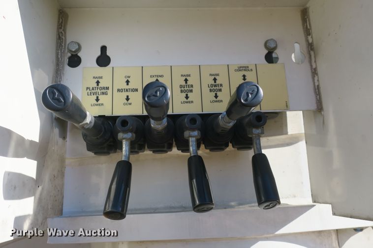 image for item DB10079 2008 Ford F550 bucket truck