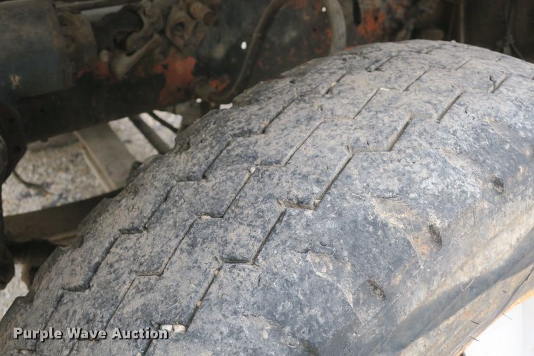 image for item DB10083 1980 International F4370 dump truck