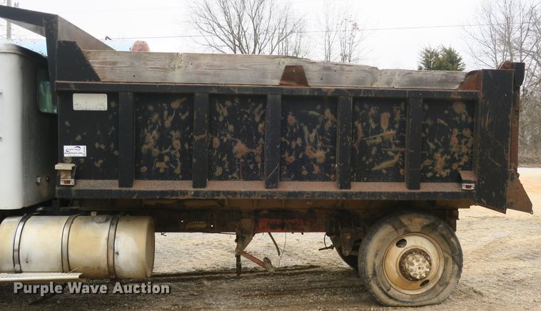 image for item DB10083 1980 International F4370 dump truck