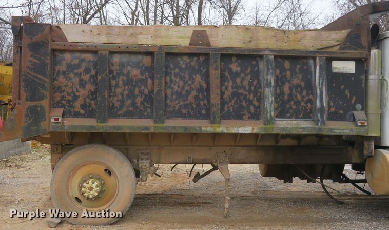 image for item DB10083 1980 International F4370 dump truck