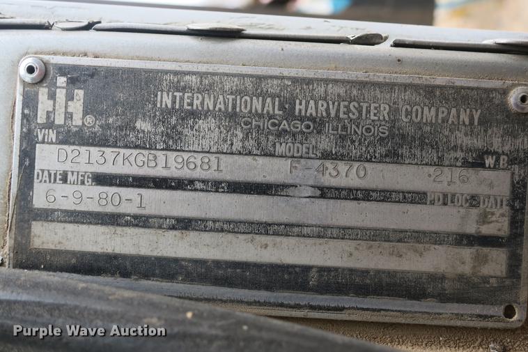 image for item DB10083 1980 International F4370 dump truck