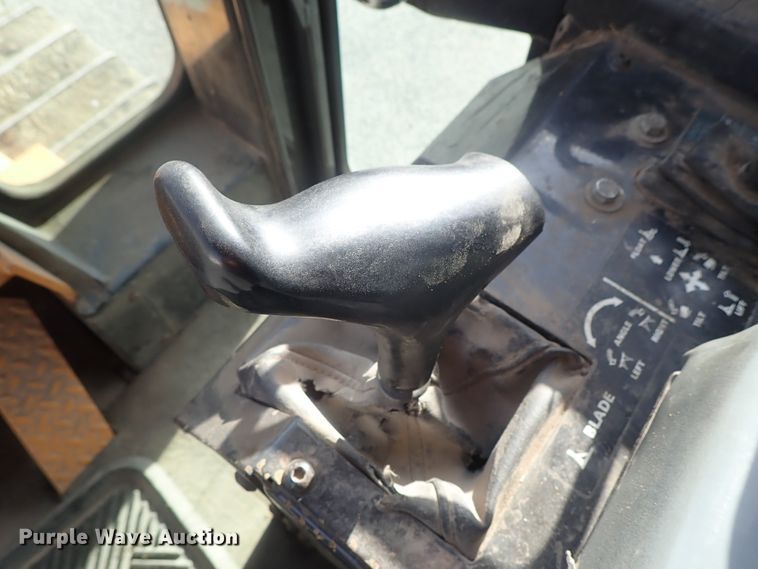 image for item DC3387 2002 Case 750H LT dozer