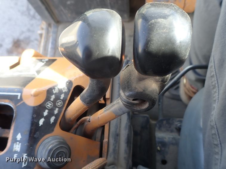 image for item DC3387 2002 Case 750H LT dozer