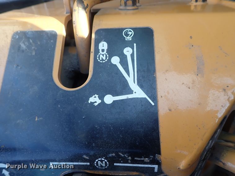 image for item DC3387 2002 Case 750H LT dozer