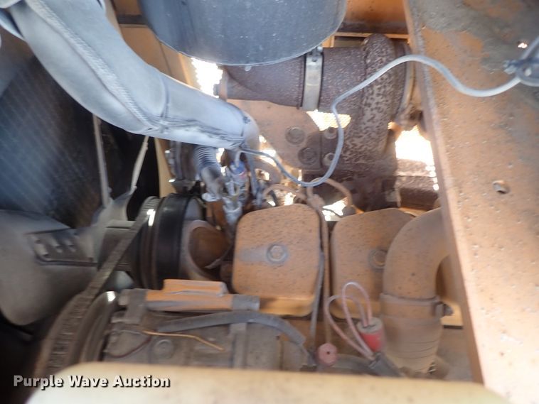 image for item DC3387 2002 Case 750H LT dozer