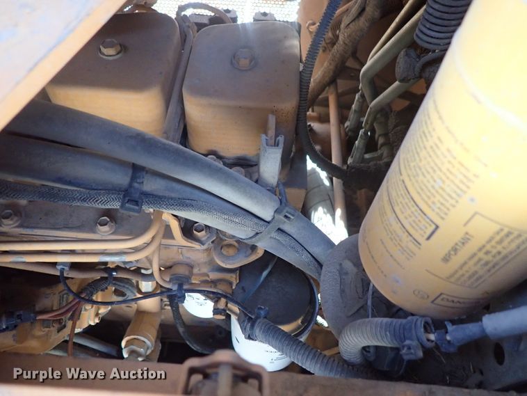 image for item DC3387 2002 Case 750H LT dozer