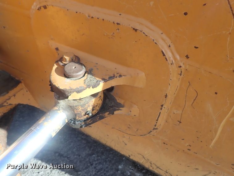 image for item DC3387 2002 Case 750H LT dozer