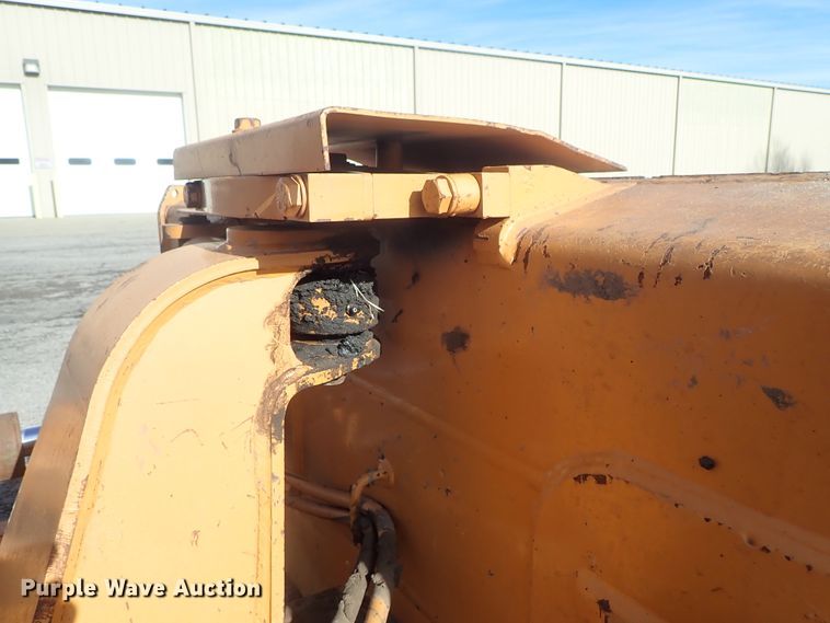 image for item DC3387 2002 Case 750H LT dozer