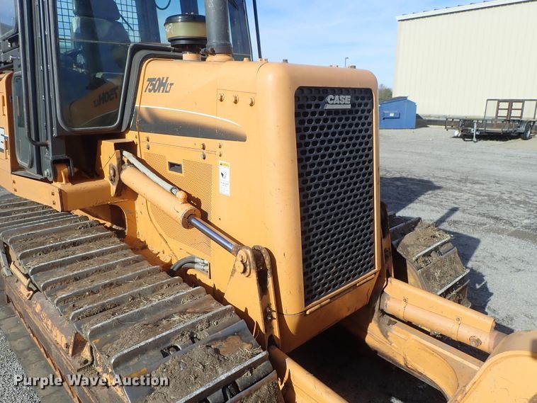 image for item DC3387 2002 Case 750H LT dozer