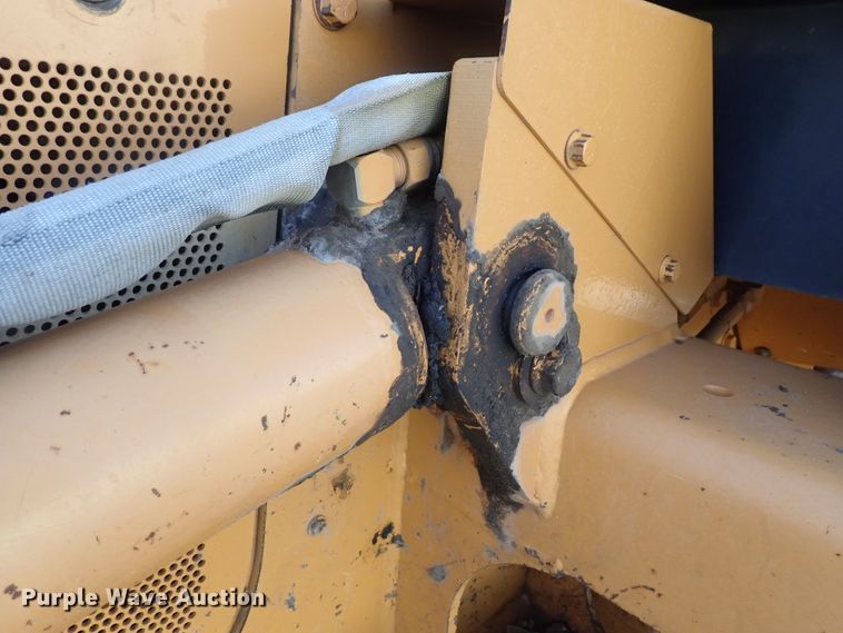 image for item DC3387 2002 Case 750H LT dozer