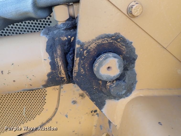 image for item DC3387 2002 Case 750H LT dozer