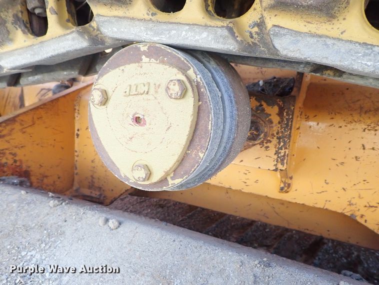 image for item DC3387 2002 Case 750H LT dozer