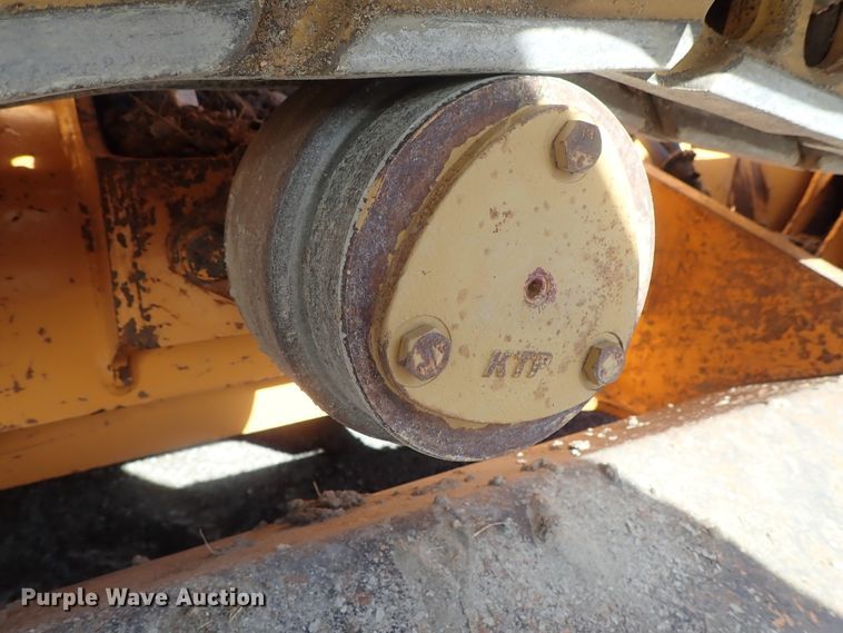 image for item DC3387 2002 Case 750H LT dozer