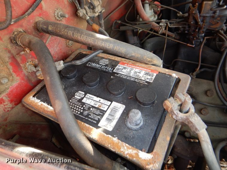 image for item DE0075 1952 Ford F5 fire truck