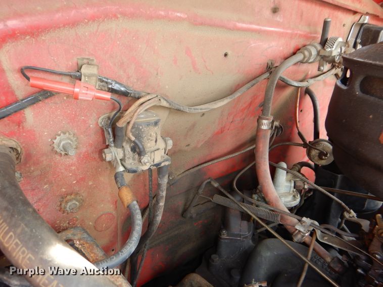 image for item DE0075 1952 Ford F5 fire truck