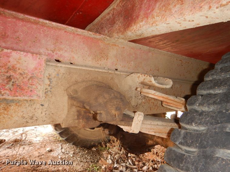 image for item DE0075 1952 Ford F5 fire truck