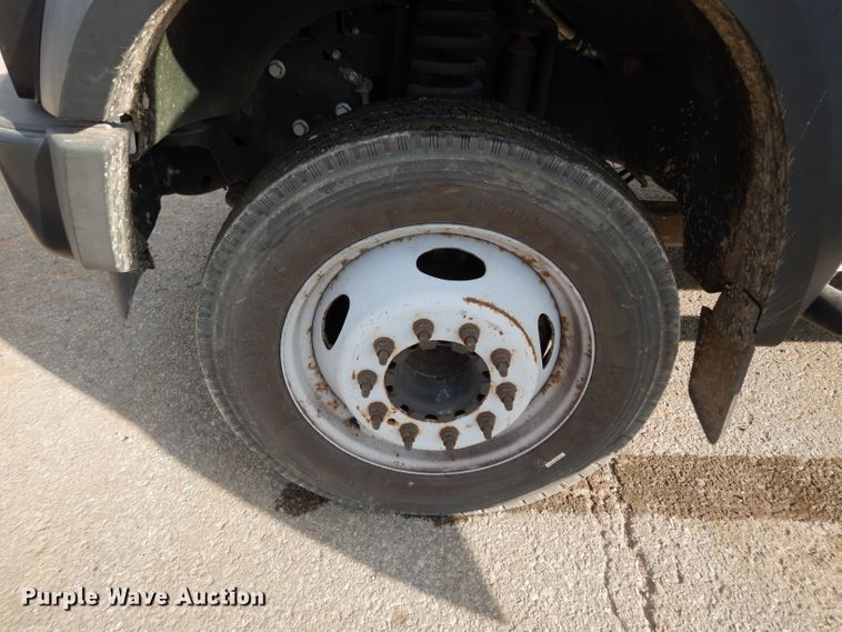 image for item DE4202 2008 Ford F450 Super Duty XL Crew Cab utility truck