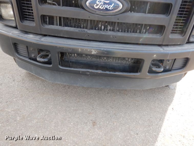 image for item DE4202 2008 Ford F450 Super Duty XL Crew Cab utility truck