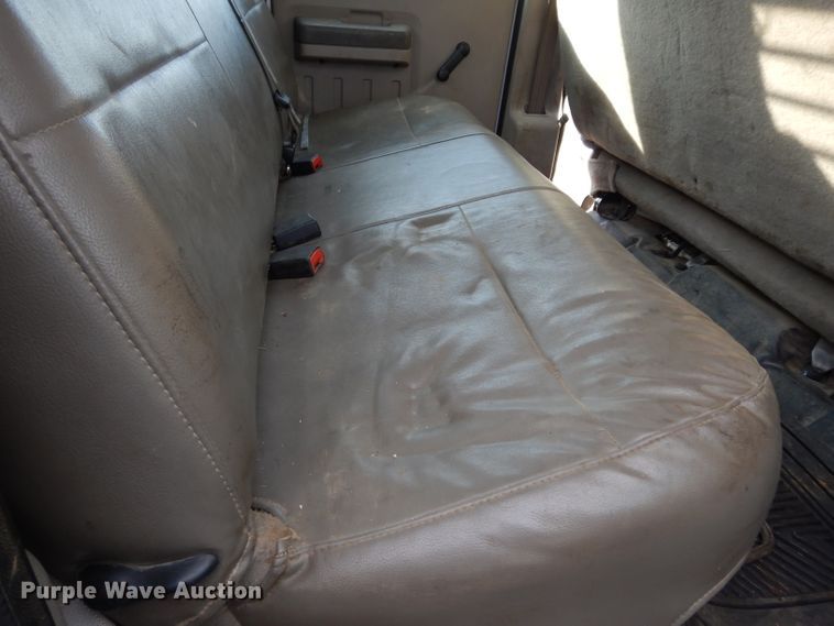 image for item DE4202 2008 Ford F450 Super Duty XL Crew Cab utility truck