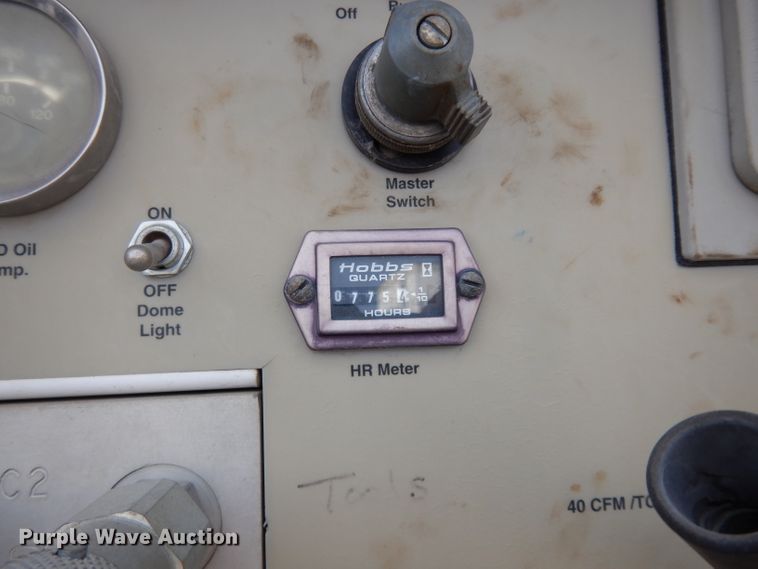 image for item DE4202 2008 Ford F450 Super Duty XL Crew Cab utility truck