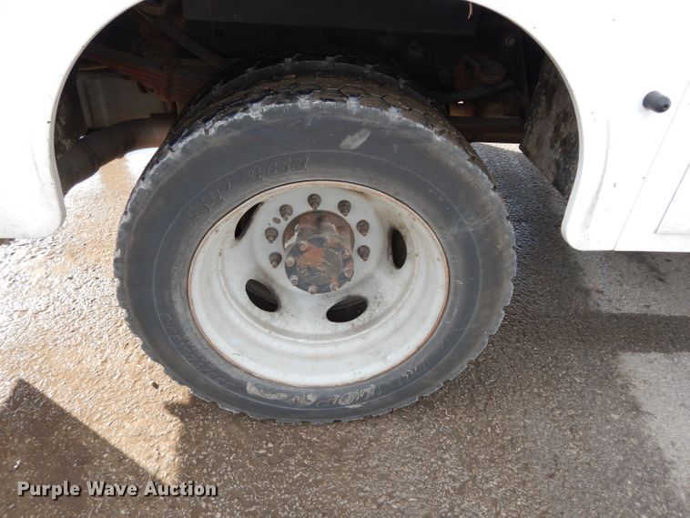 image for item DE4202 2008 Ford F450 Super Duty XL Crew Cab utility truck