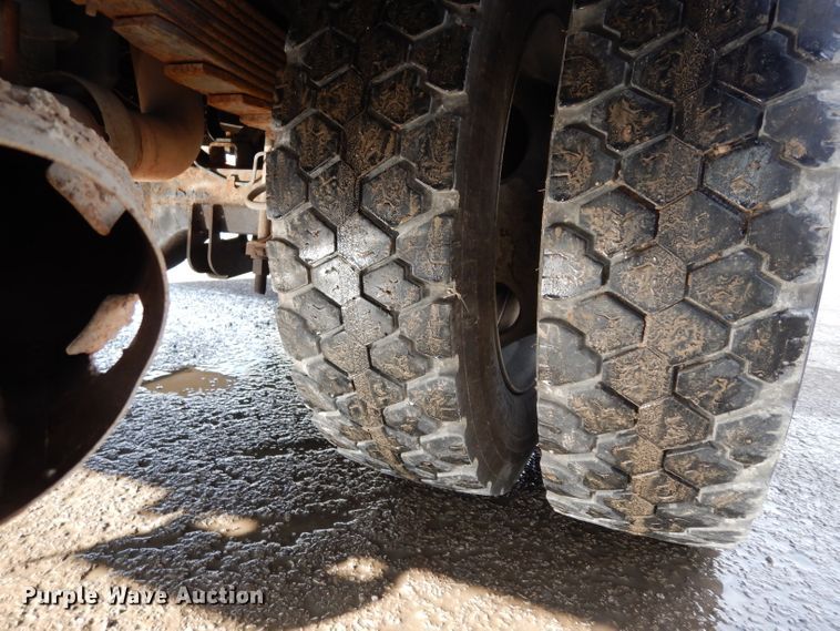 image for item DE4202 2008 Ford F450 Super Duty XL Crew Cab utility truck