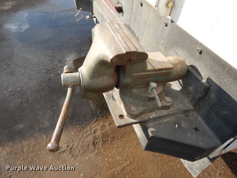 image for item DE4202 2008 Ford F450 Super Duty XL Crew Cab utility truck