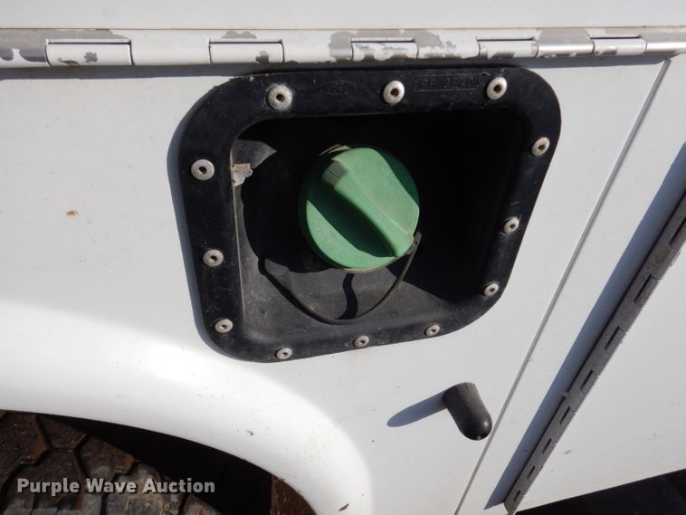 image for item DE4202 2008 Ford F450 Super Duty XL Crew Cab utility truck