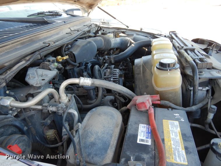 image for item DE4214 2002 Ford F250 Super Duty XL SuperCab pickup truck