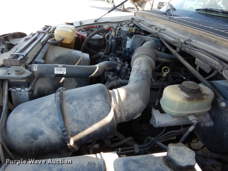 image for item DE4214 2002 Ford F250 Super Duty XL SuperCab pickup truck